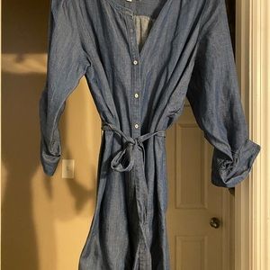 Denim dress with belt